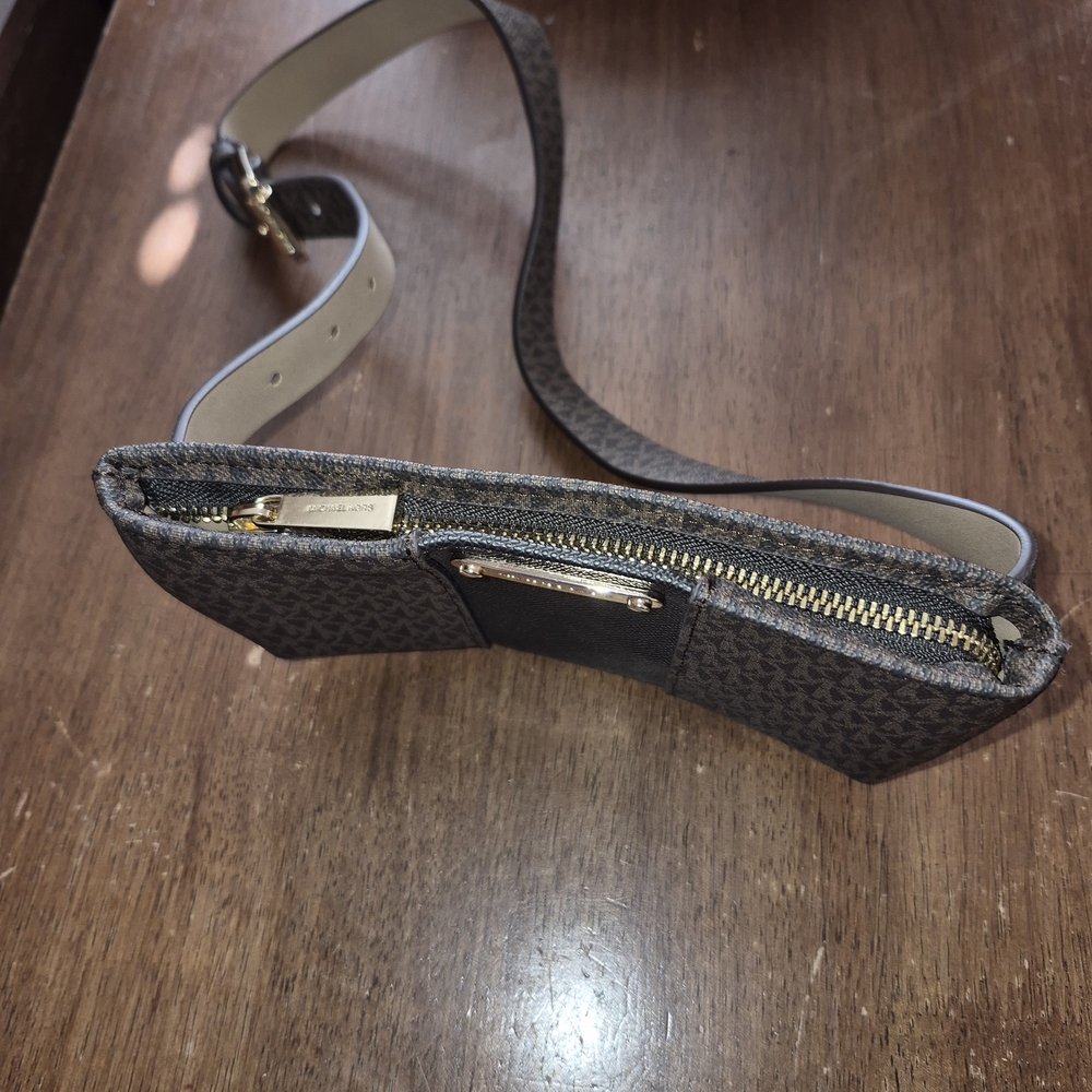 Michael Kors Brown and Black Women's Bag - Picture 6 of 6